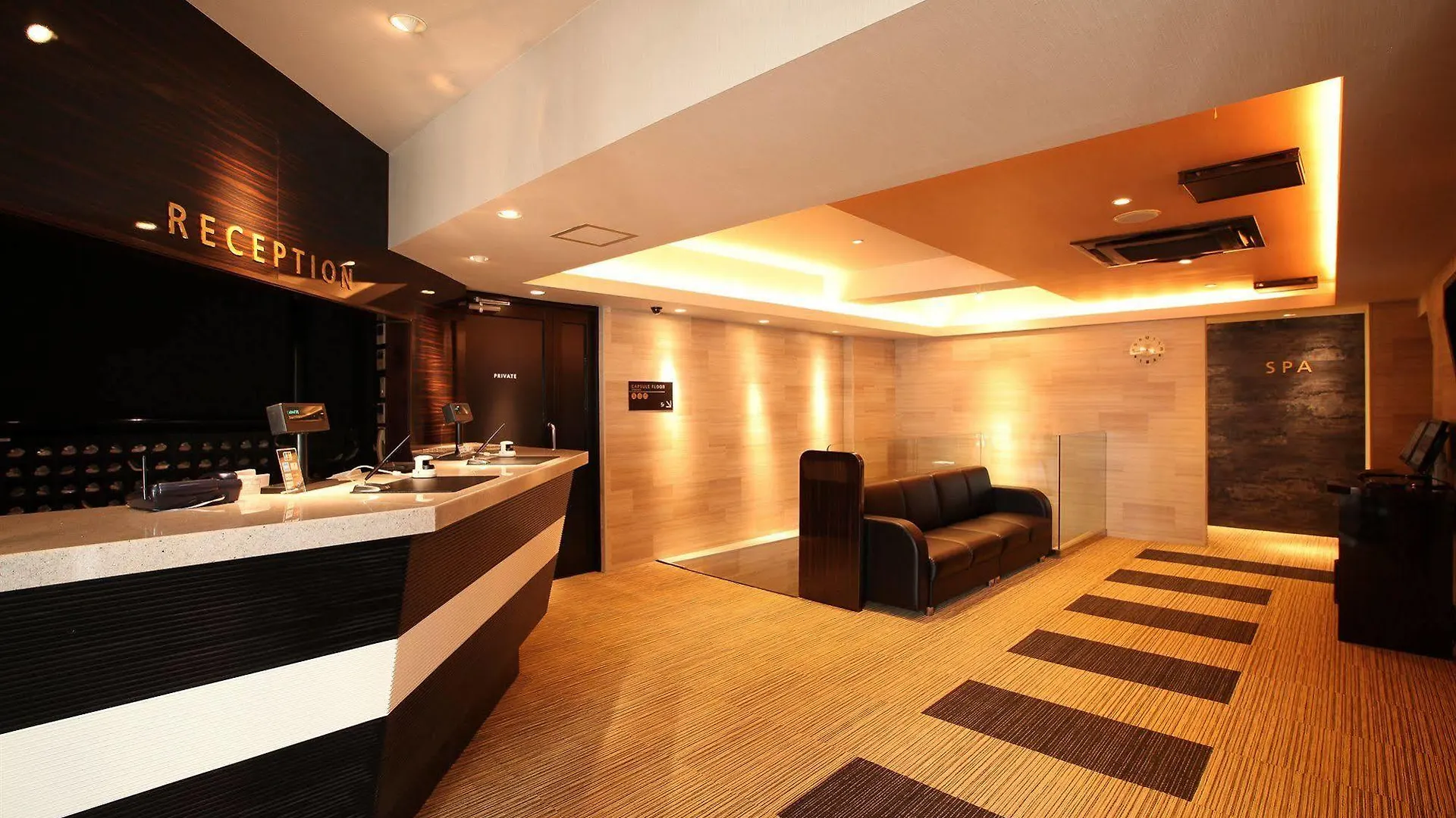 Sauna And Spa Avinel Hotel - Men Only Capsule Japan